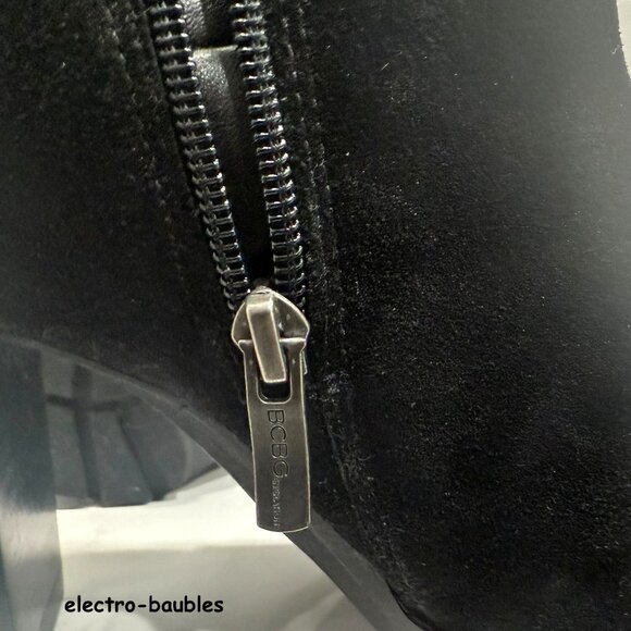 BCBG Block Heel Ankle Booties Size 8.5B Black Suede Laliah NWOB - FREE SHIPPING - Picture 9 of 12